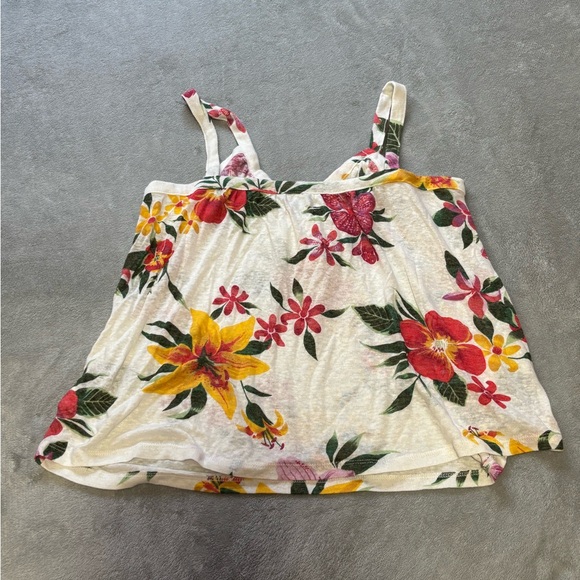 Old Navy Floral Tank Top - Picture 3 of 3